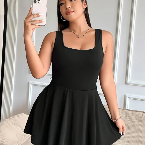 Elegant solid color large-size women's dress